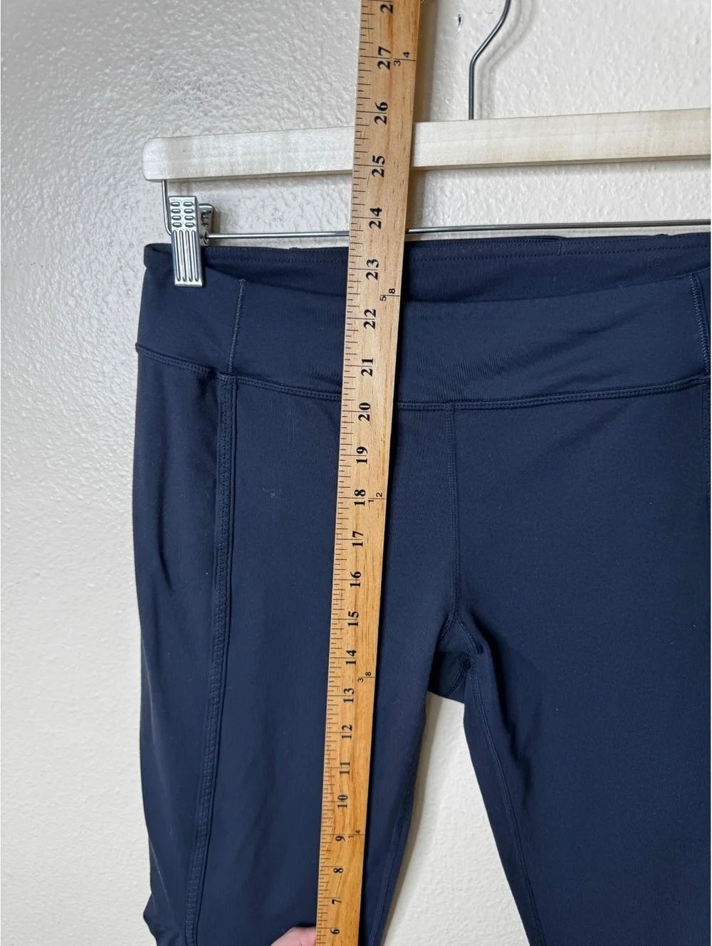 Lululemon Black Ruched Crop Leggings Capri High Rise Yoga Pants Size 8